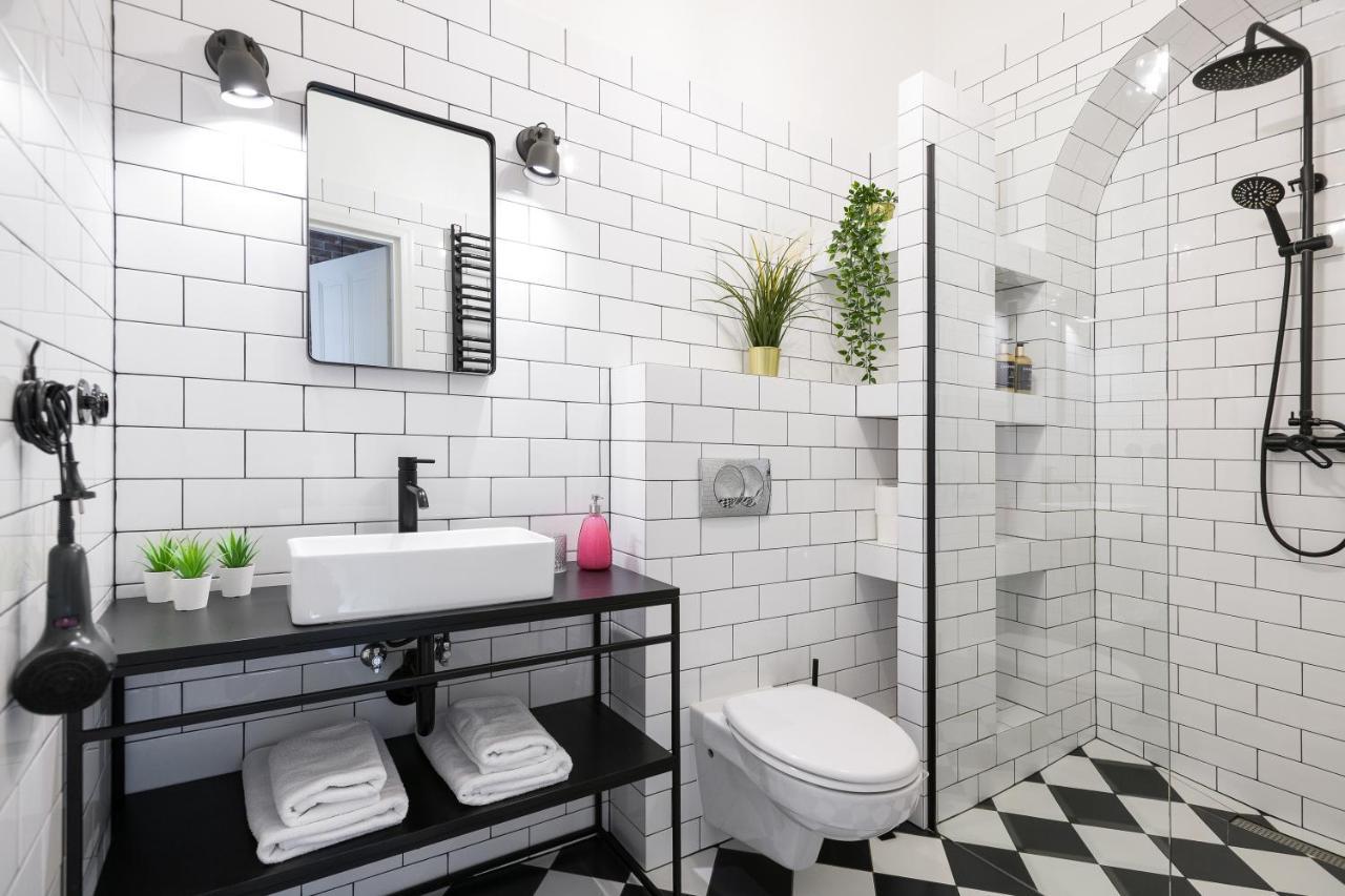Discover Krakow Apartments - 3 Rakowicka St - Amazing Loft Near Main Station - Netflix Eksteriør bilde