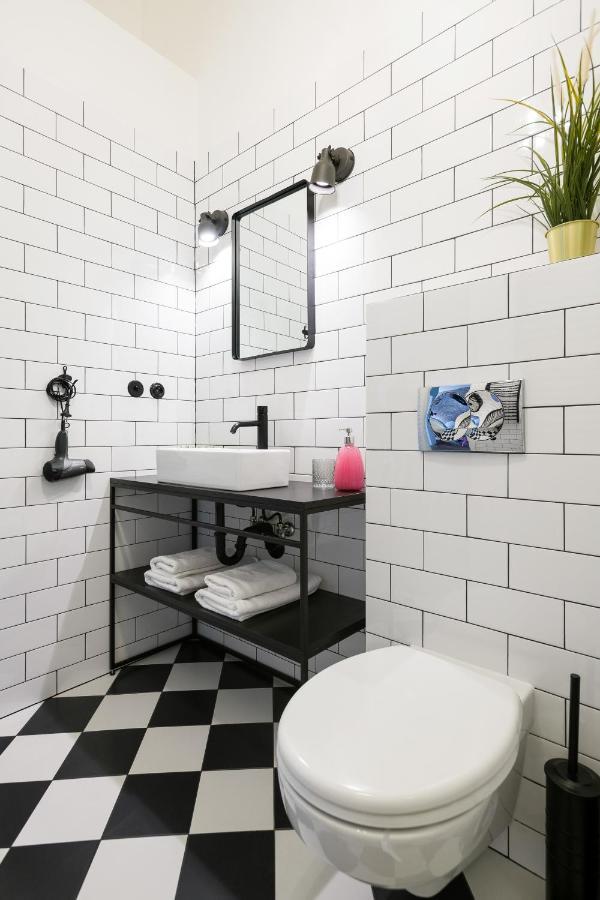Discover Krakow Apartments - 3 Rakowicka St - Amazing Loft Near Main Station - Netflix Eksteriør bilde